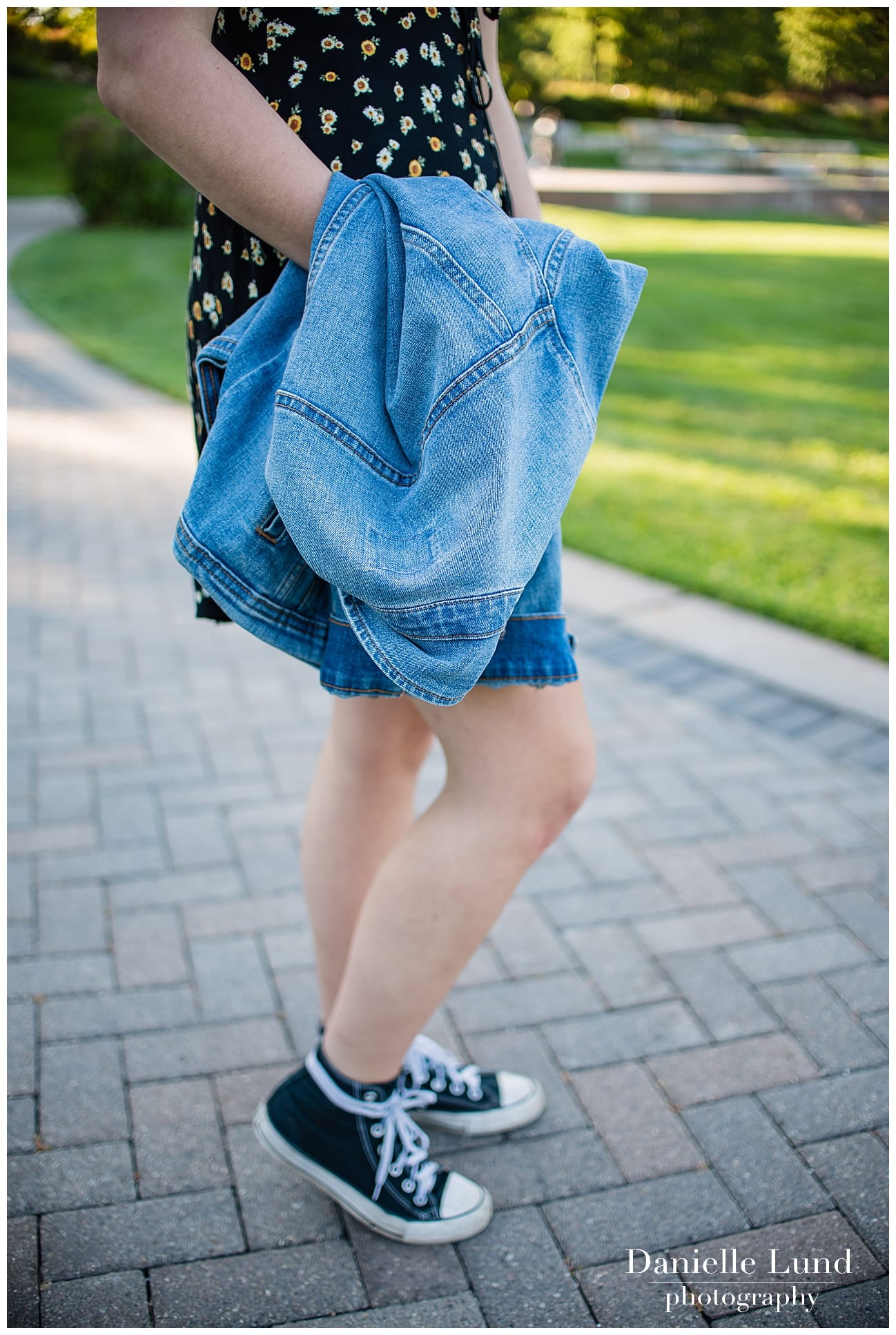 Converse_shoes_senior_session_minneapolis_danielle_lund_photography104