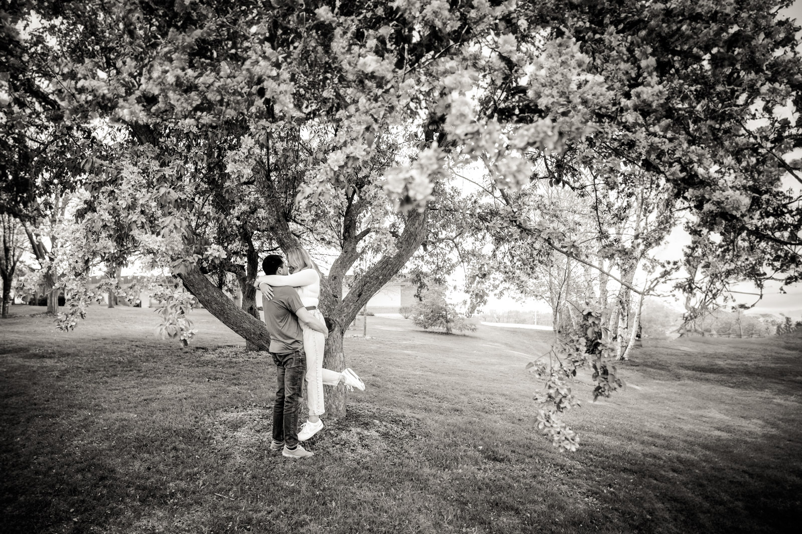 uxury-engagement-session-southern-wisconsin-danielle-lund-photograph
