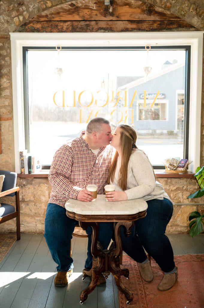 Coffee-Cambridge-wi-engagement-photos 101